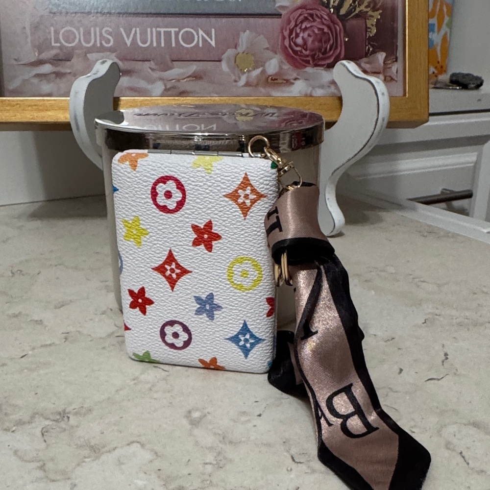 vegan leather mirror compact bag charm/keychain in popular design